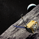 Representación artística del LRO en órbita sobre la Luna